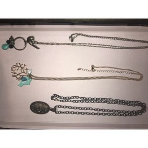 Long women’s necklaces! All so cute!